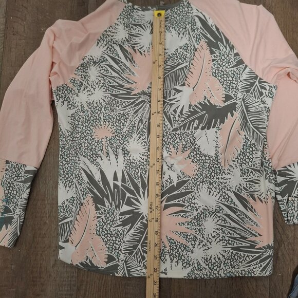 Carve Designs Womens XL Raglan Long Sleeve Top Pink & Gray Tropical Print - Picture 7 of 7
